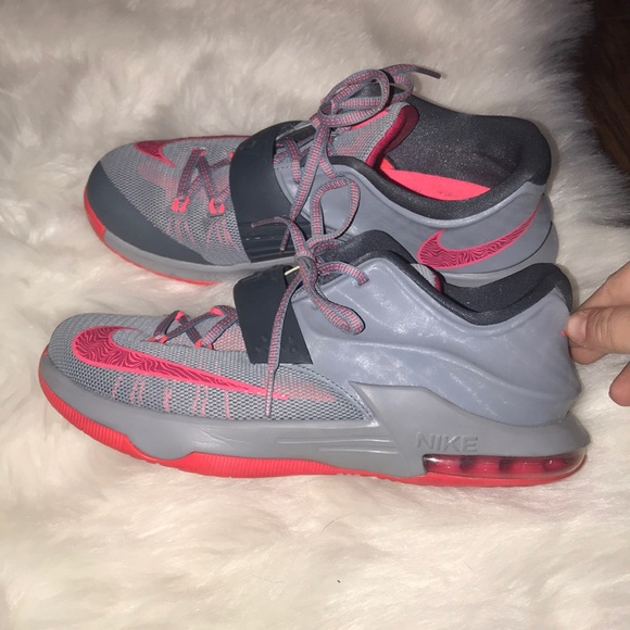 Kd basketball shoes - Picture 2 of 2